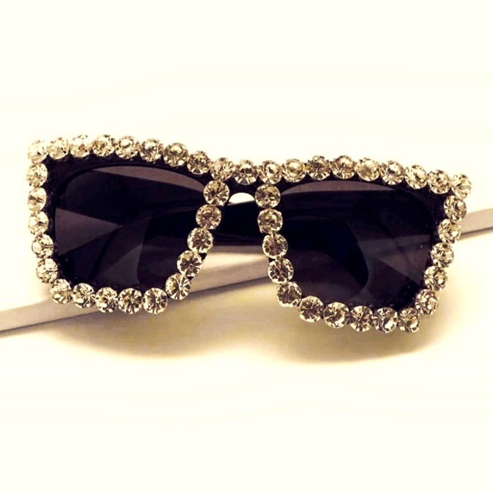 Rhinestone frame sunglasses